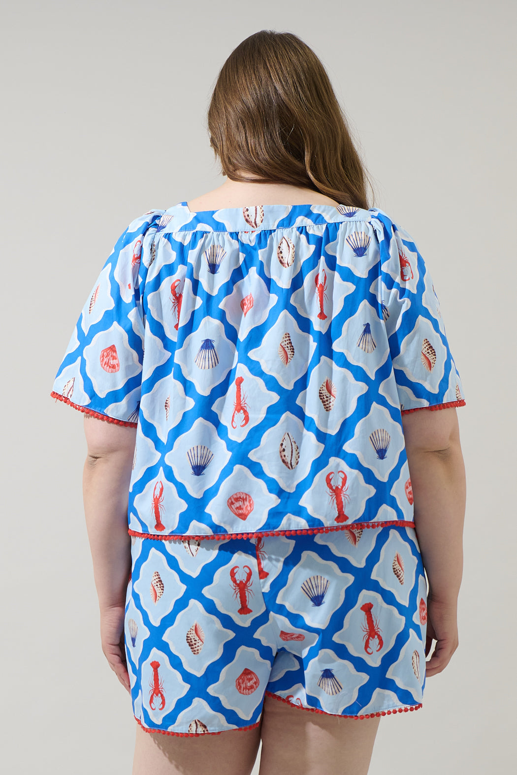 Lobster Bay Durmy Bell Sleeve Top Curve