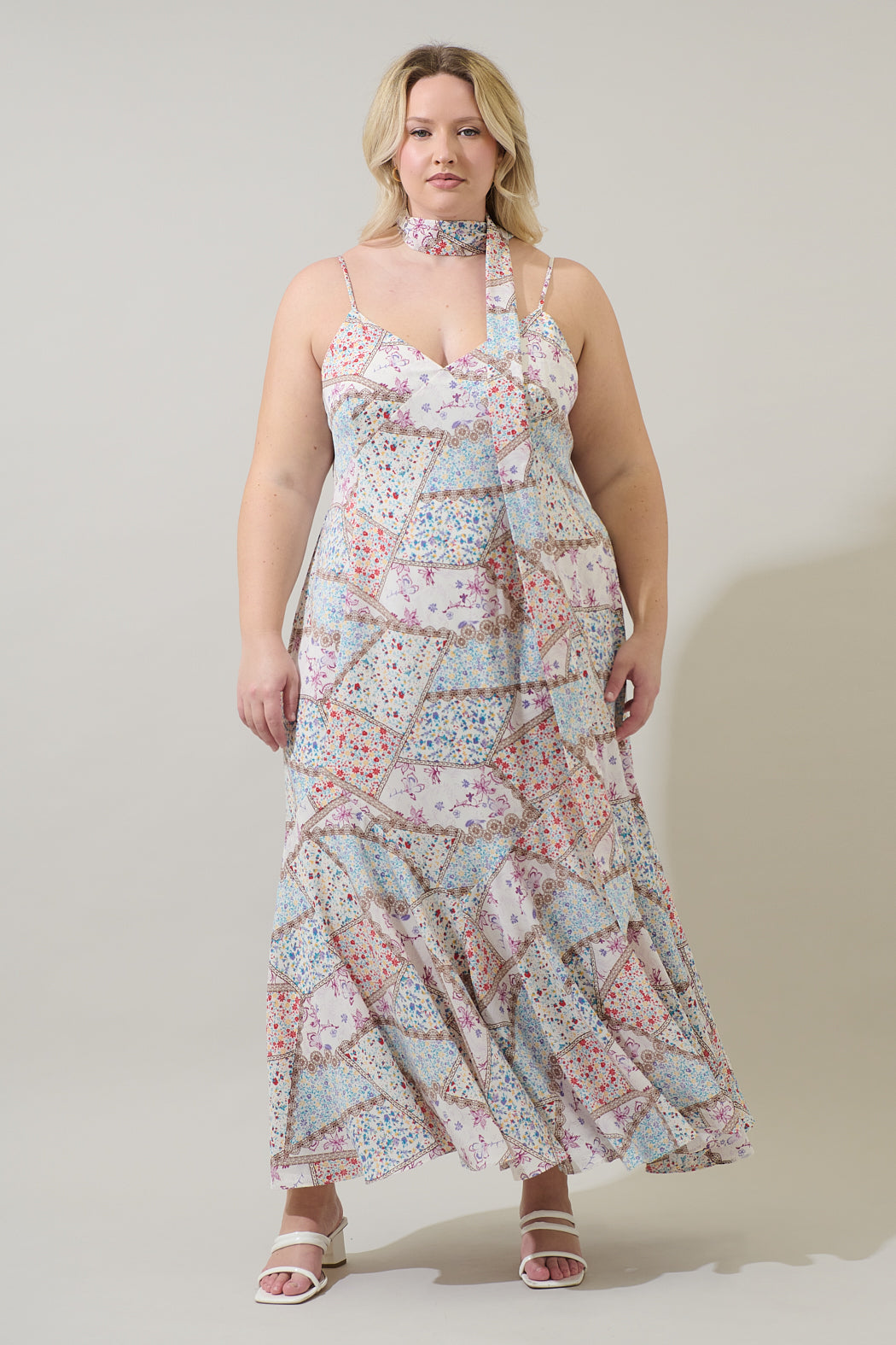 Minzi Floral Hagny Pleated Midi Dress Curve