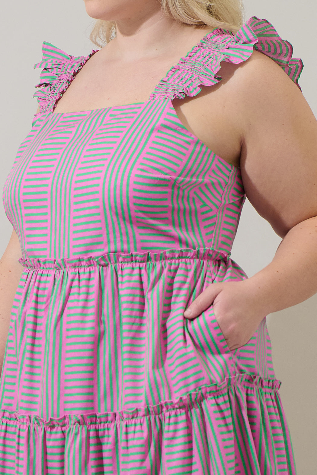 Valda Striped Aurie Tiered Midi Dress Curve