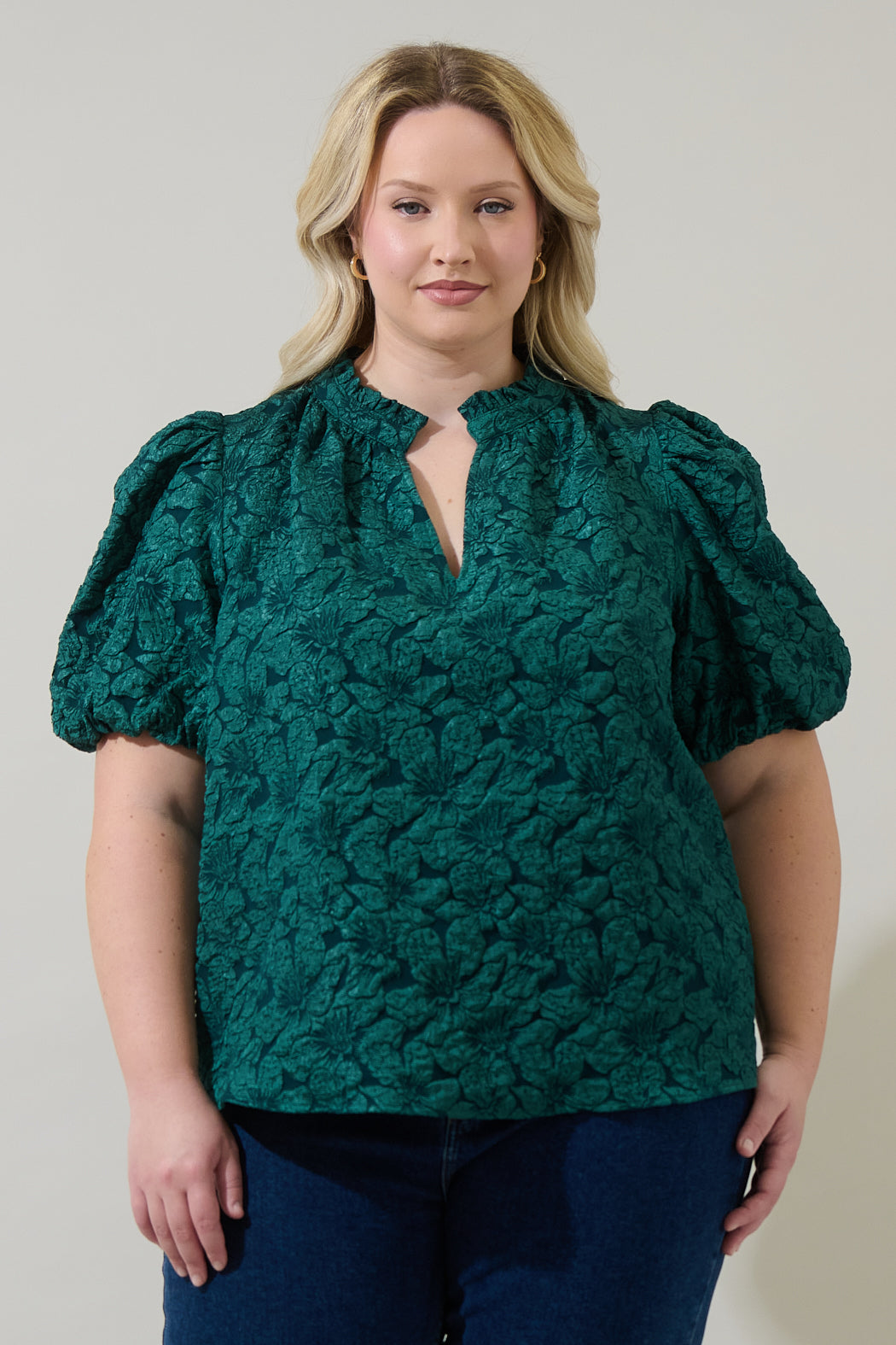 Arielle Jacquard Split Neck Top Curve