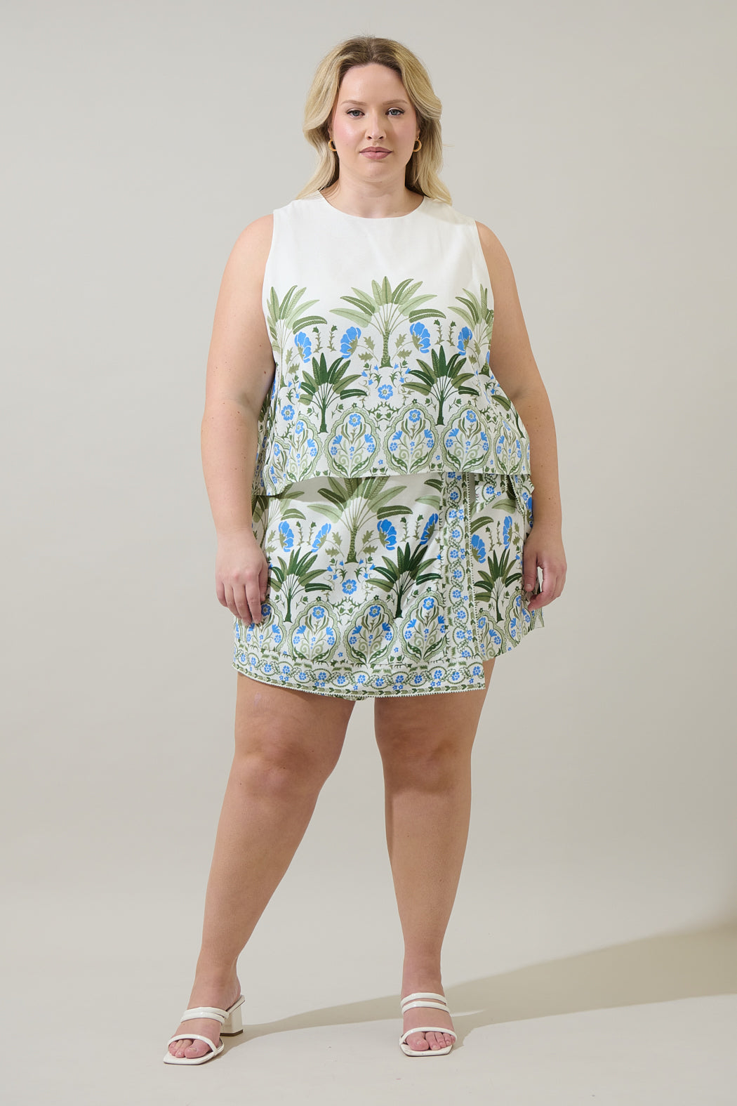 Senara Floral Lisha Sleeveless Tank Top Curve
