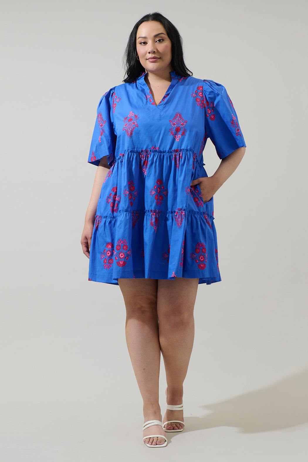 Shayna Floral Dixie Split Neck Shift Dress Curve