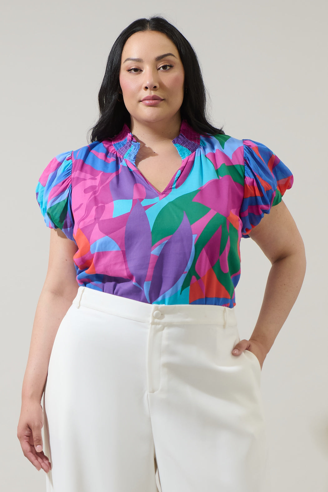 Vemmy Abstract Poly Smocked Top Curve
