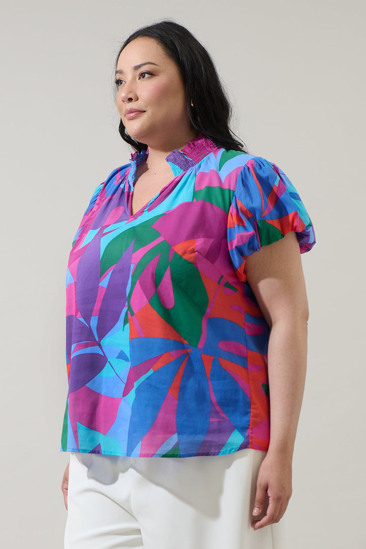 Vemmy Abstract Poly Smocked Top Curve