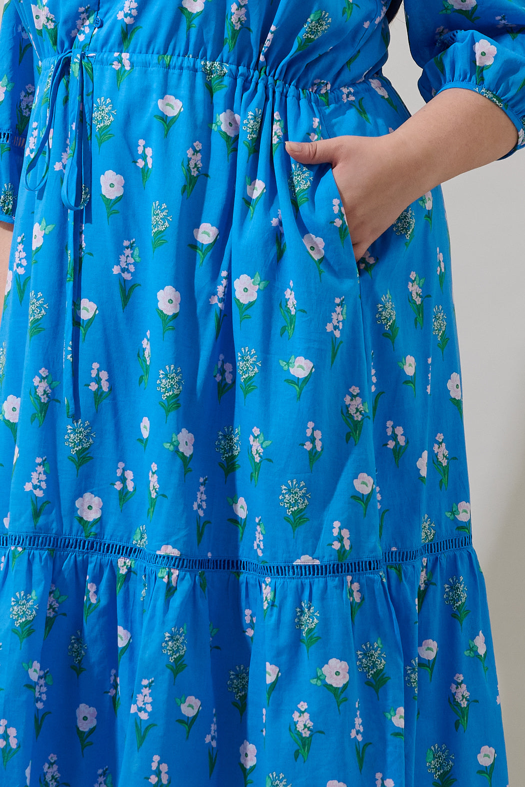 Jazleen Floral Harmy Drawstring Midi Dress Curve