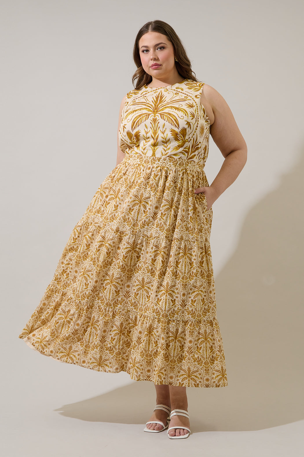 Calina Tropical Jivie Tiered Maxi Dress Curve