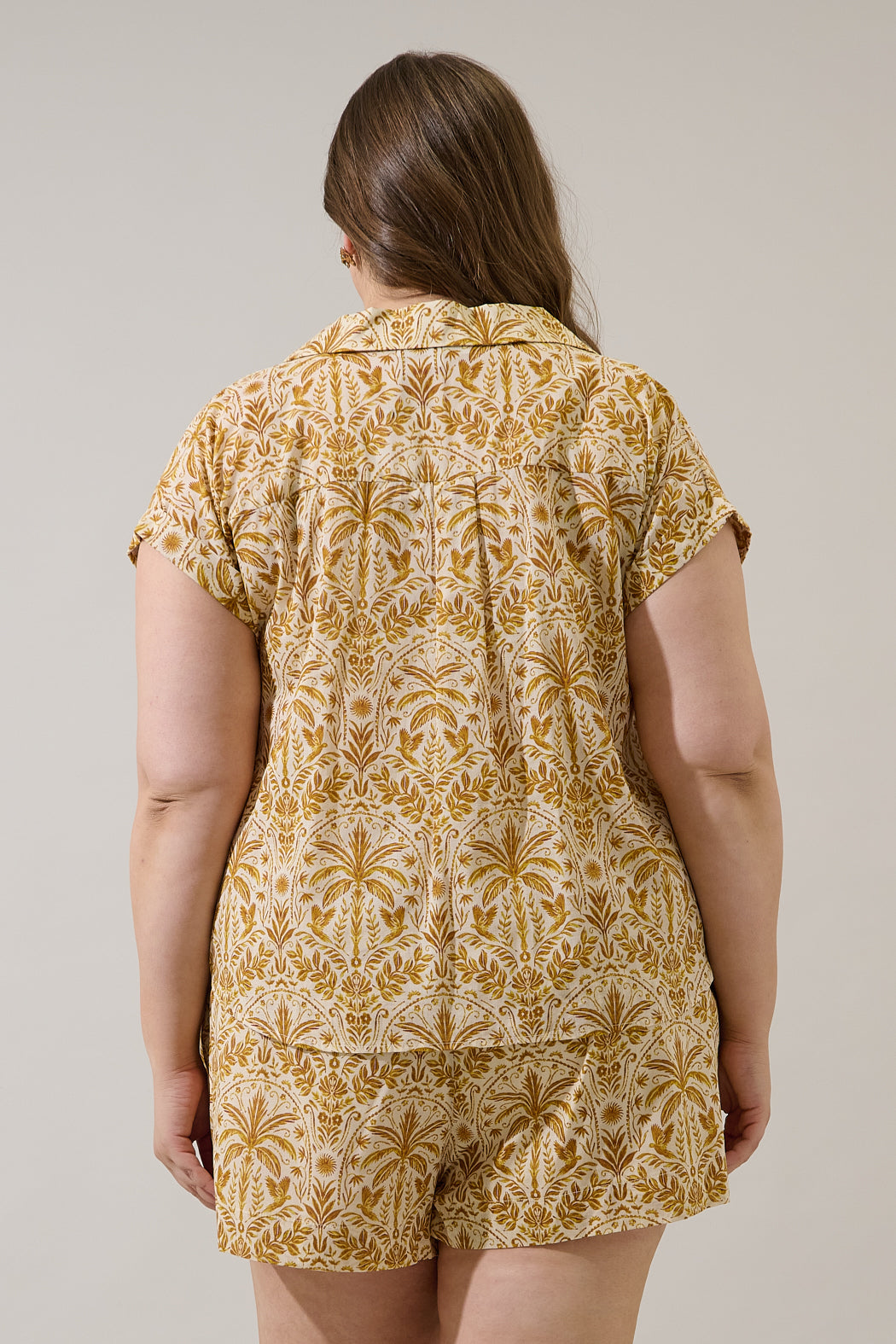 Calina Tropical Cory Collared Button Up Top Curve