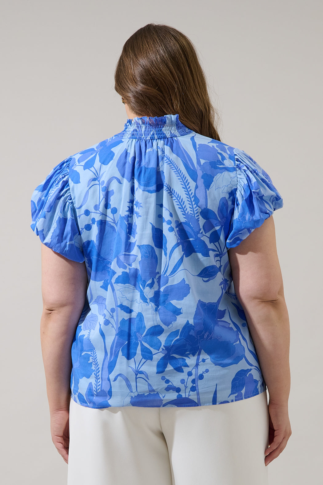 Veran Floral Poly Smocked Top Curve