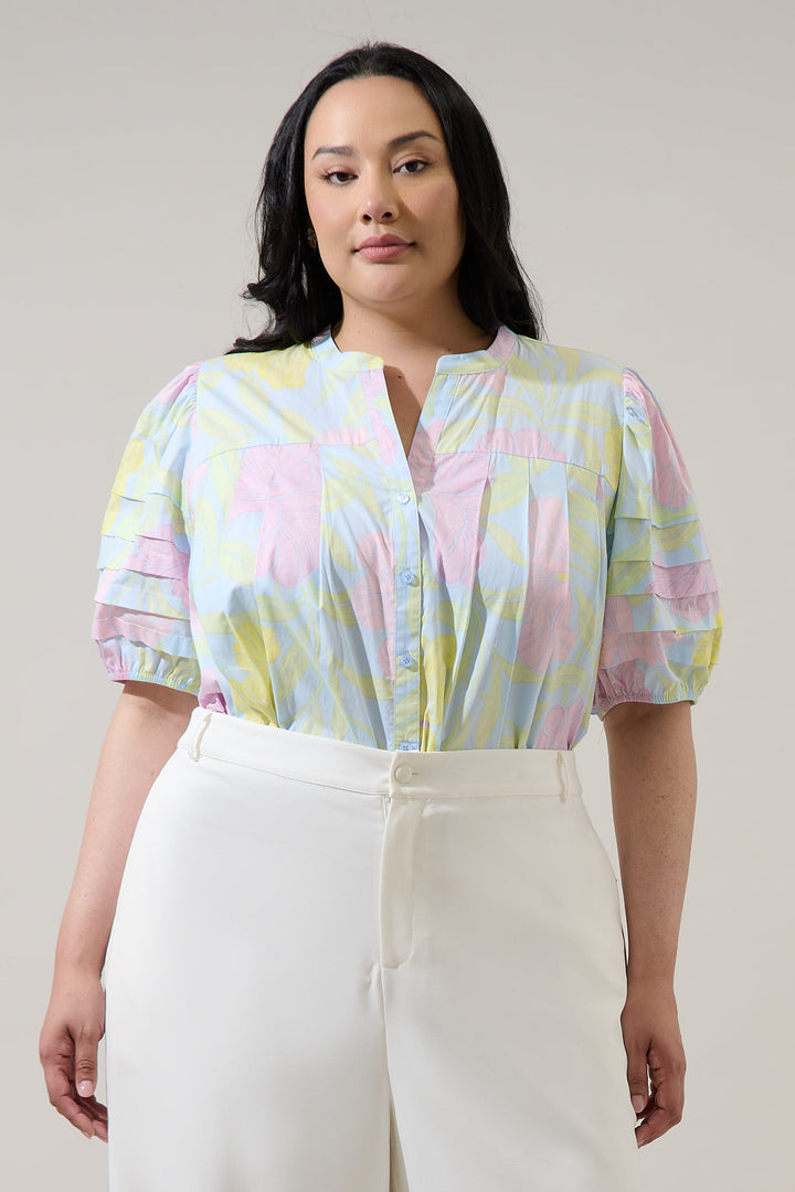 Brisa Floral Court Button Down Top Curve