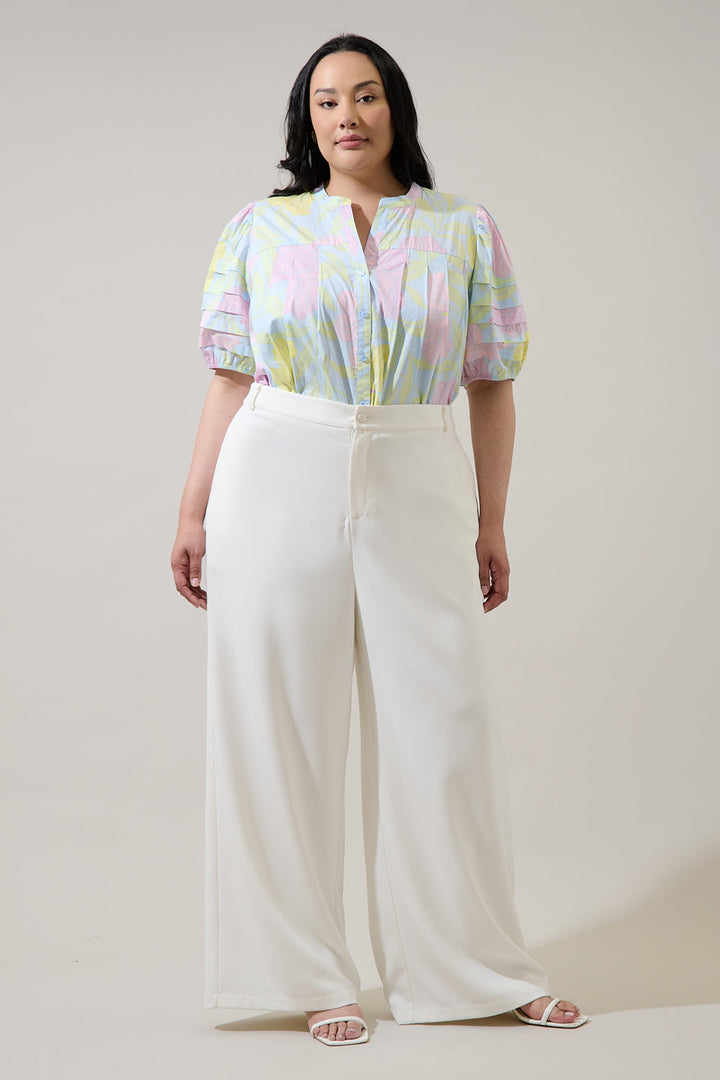 Brisa Floral Court Button Down Top Curve