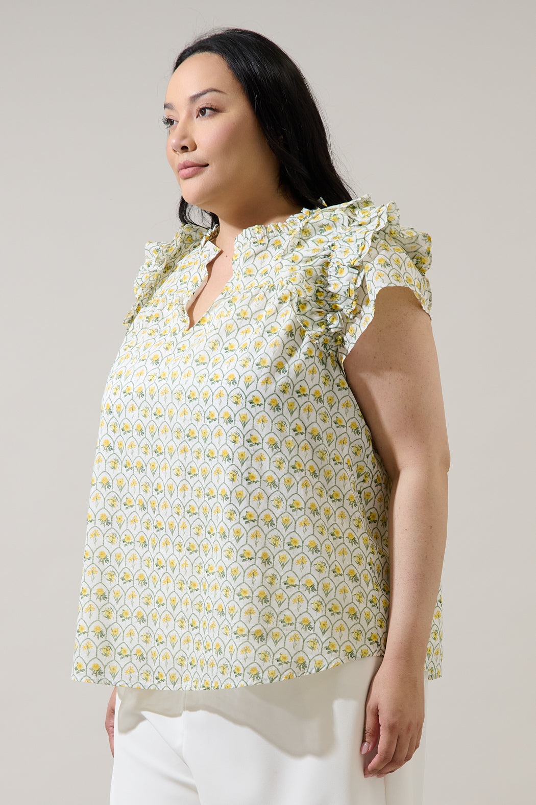 Trinny Floral Ramona Ruffle Split Neck Top Curve