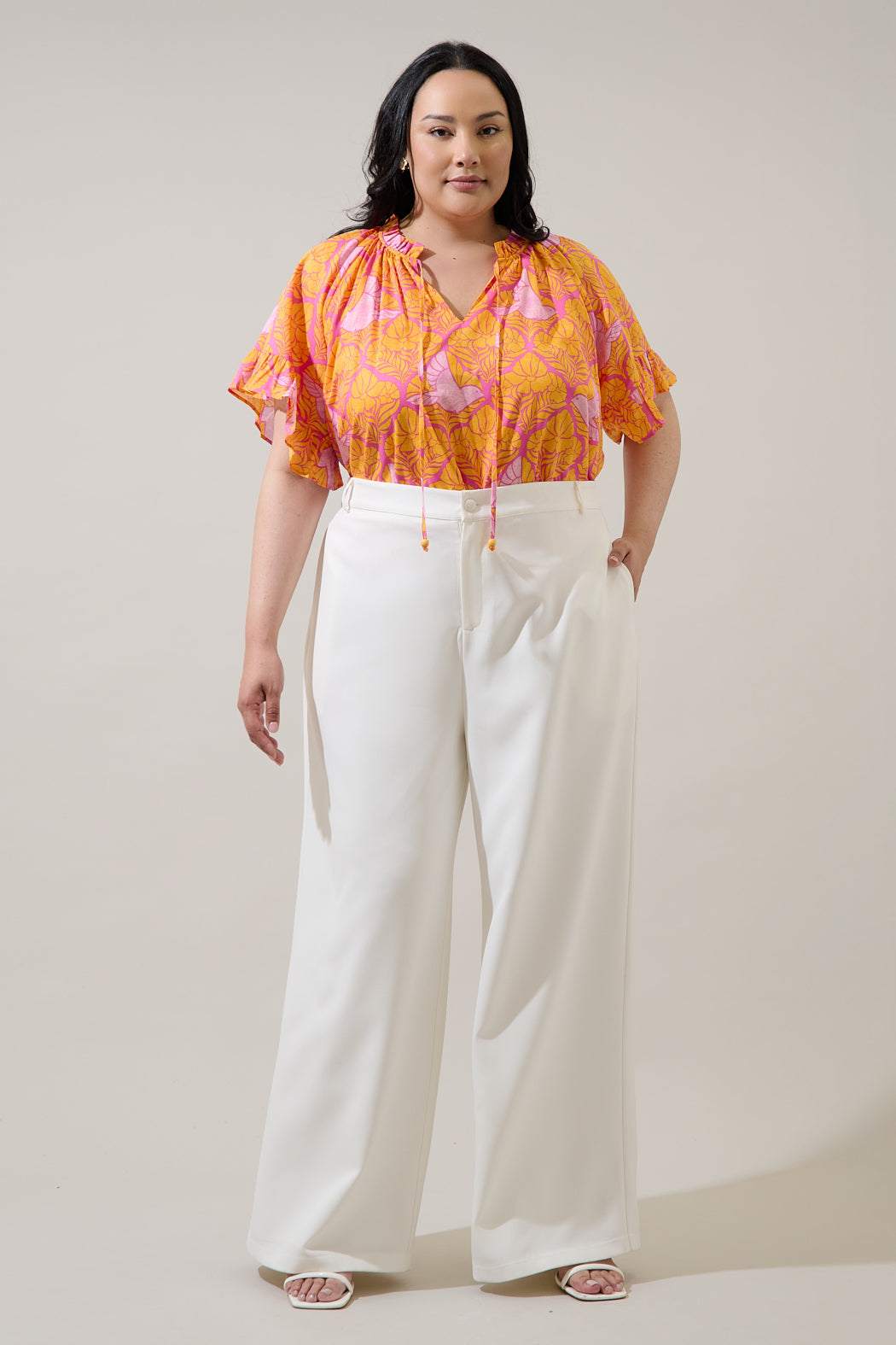 Jaidy Floral Erie Split Neck Top Curve