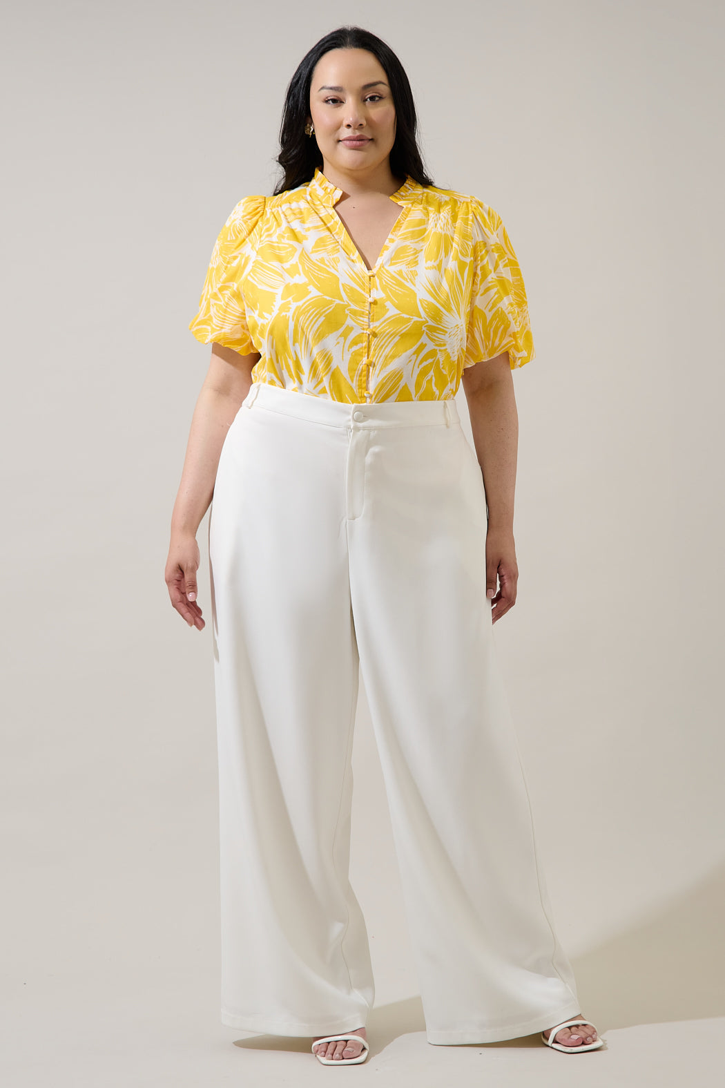 Joni Floral Idara Button Down Top Curve