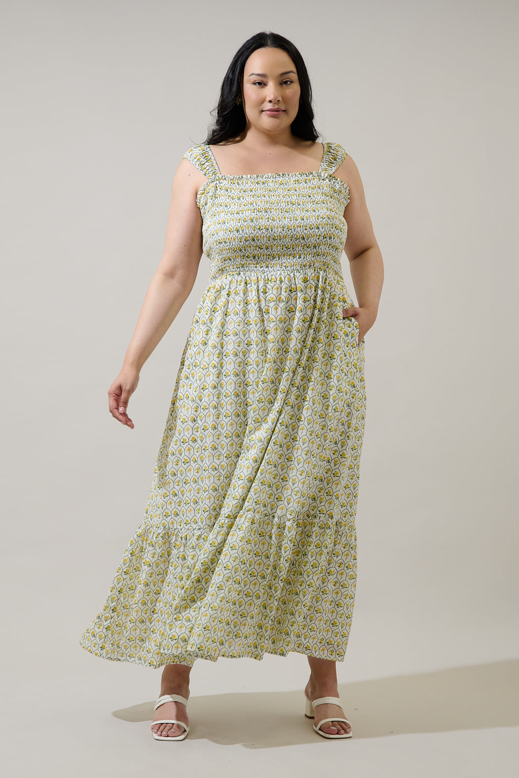 Trinny Floral Tayla Smocked Maxi Dress Curve