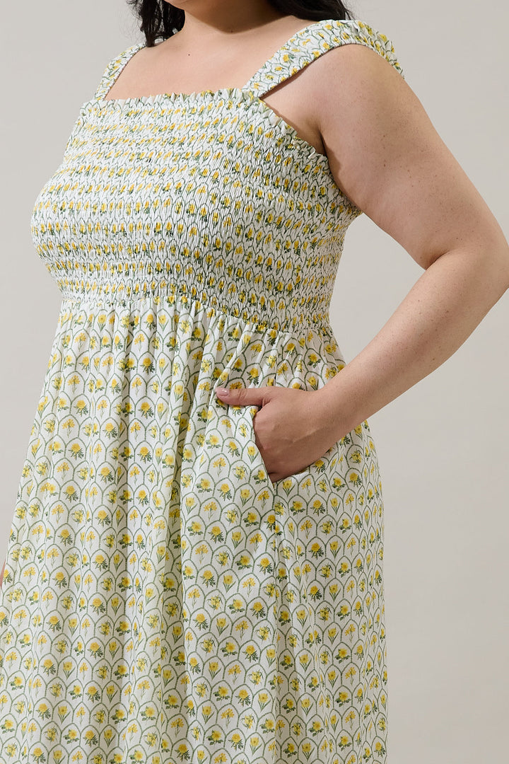 Trinny Floral Tayla Smocked Maxi Dress Curve