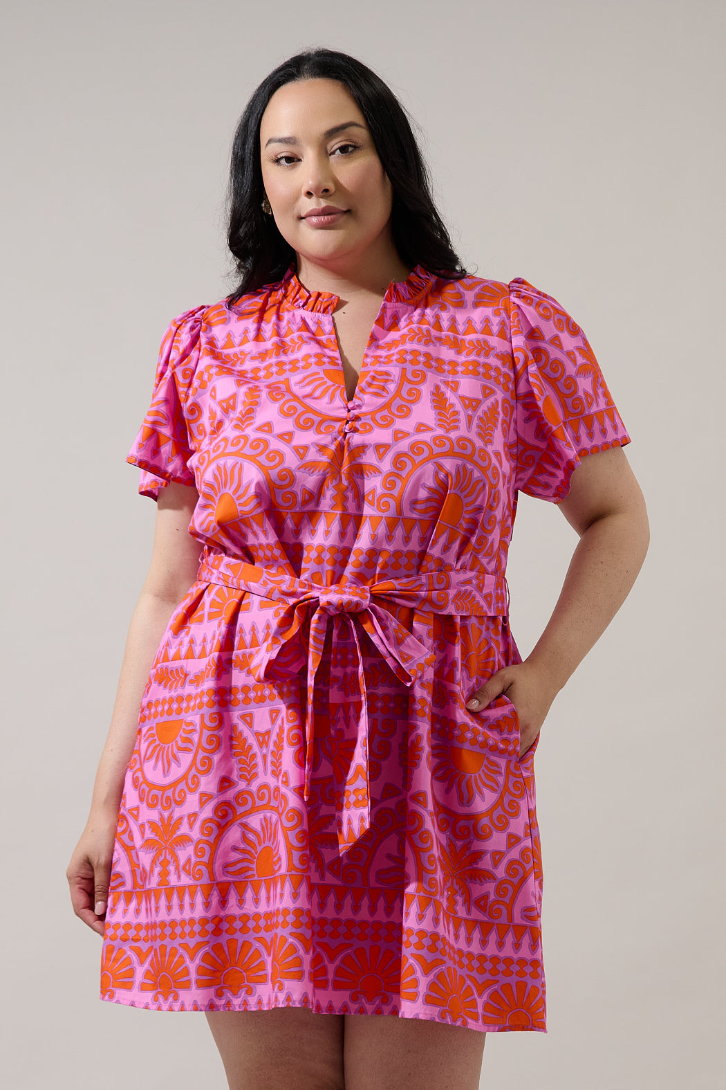 Tarie Tropical Ema Shift Mini Dress Curve