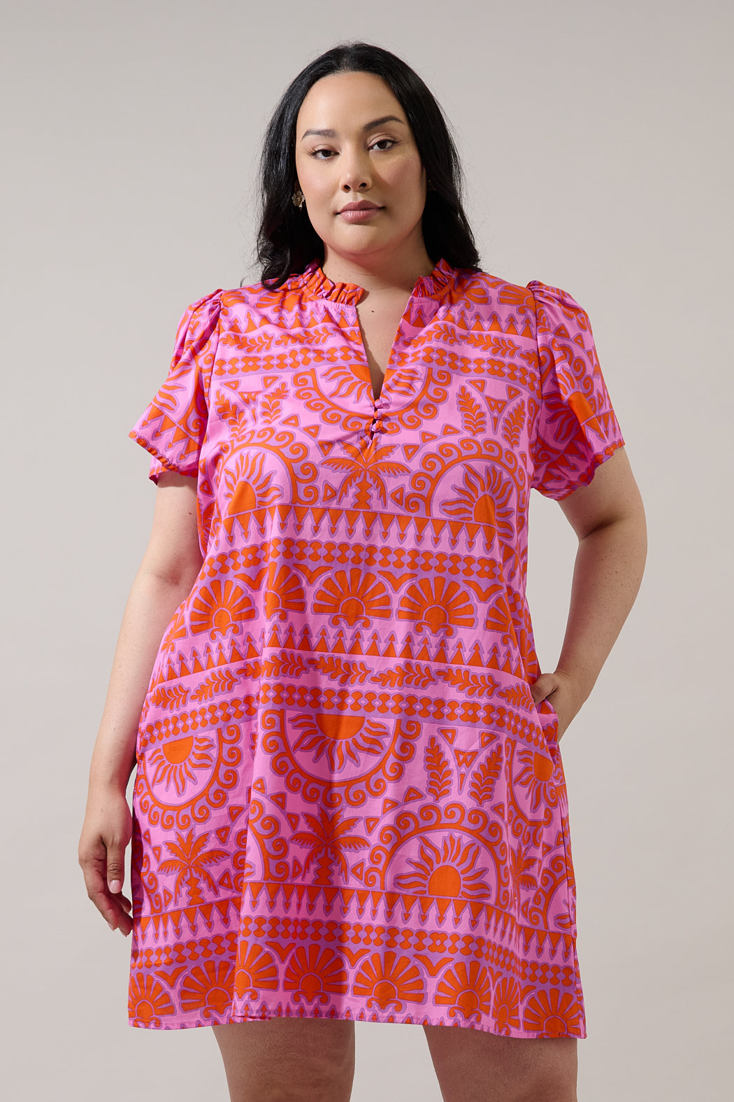 Tarie Tropical Ema Shift Mini Dress Curve