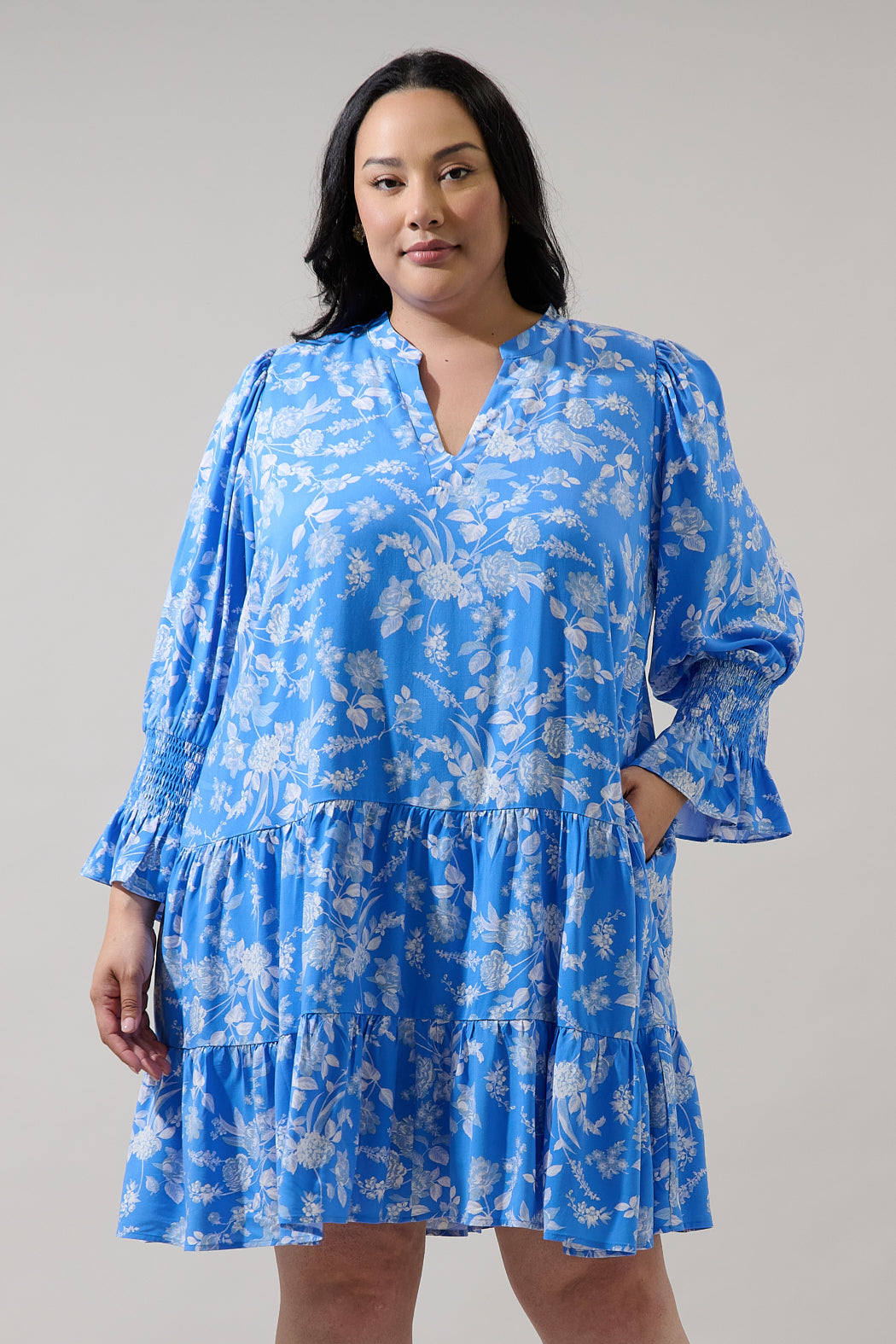 Odella Floral Anamy Shift Mini Dress Curve