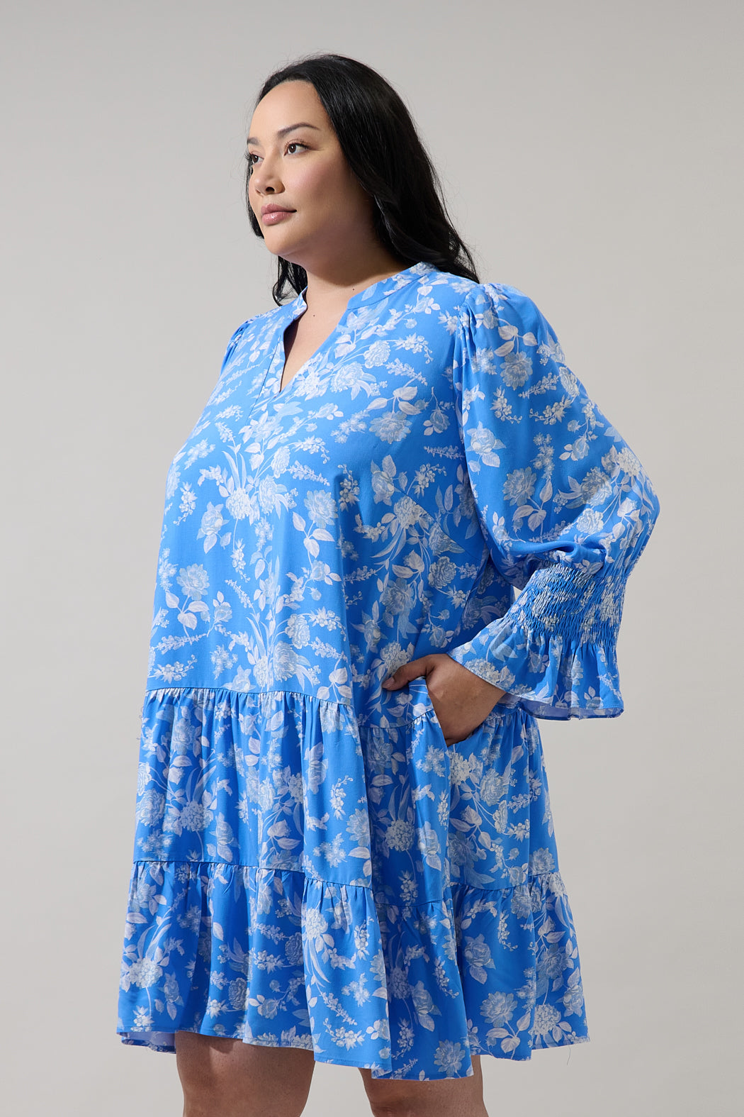 Odella Floral Anamy Shift Mini Dress Curve