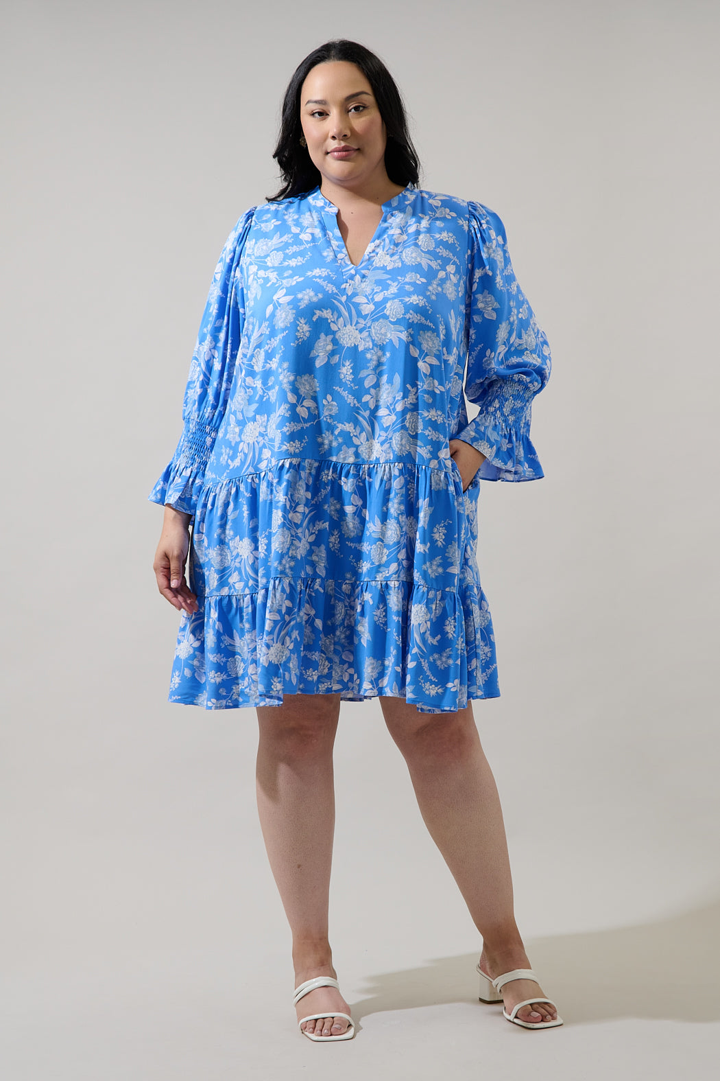 Odella Floral Anamy Shift Mini Dress Curve