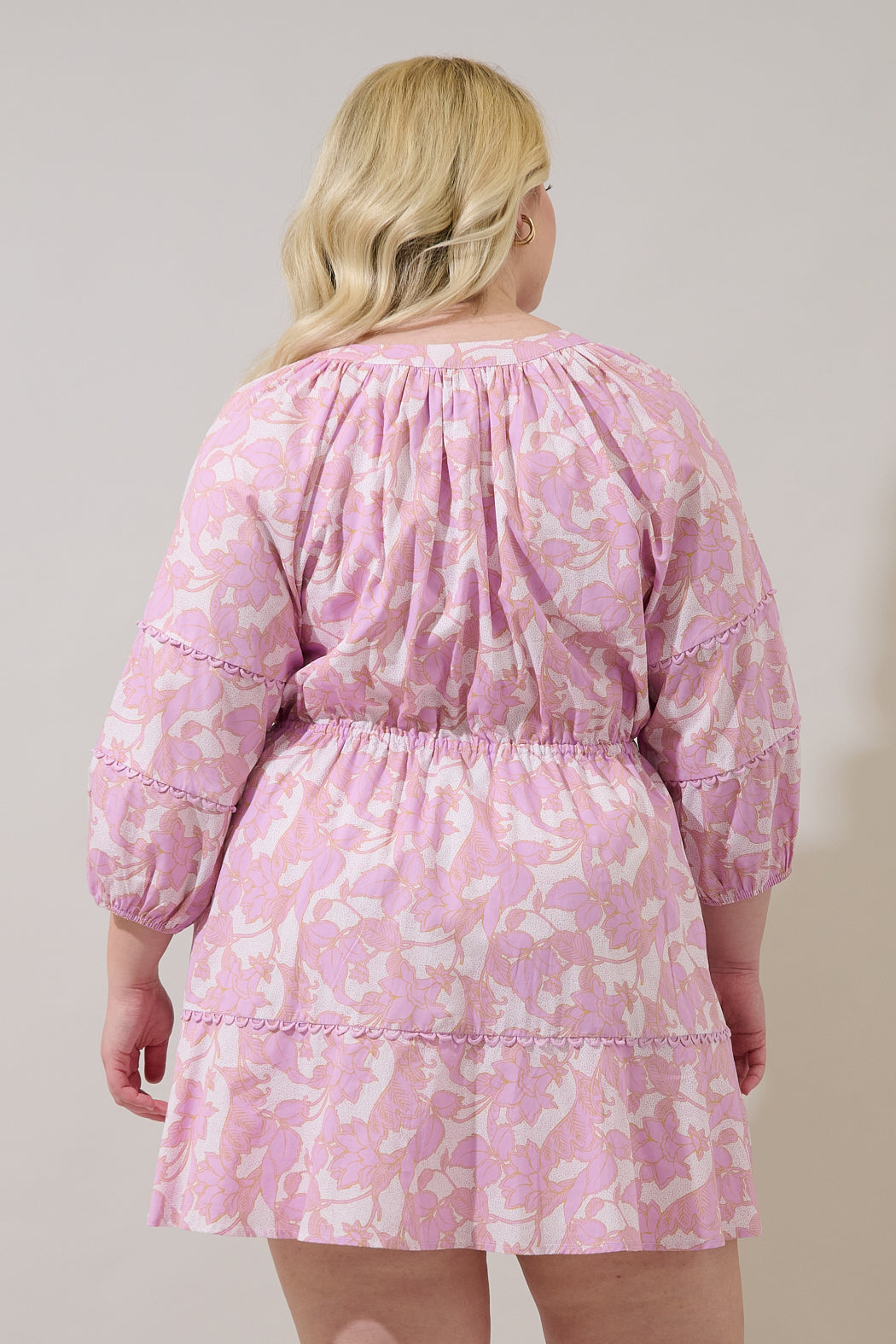 Daney Floral Dabria Split Neck Mini Dress Curve