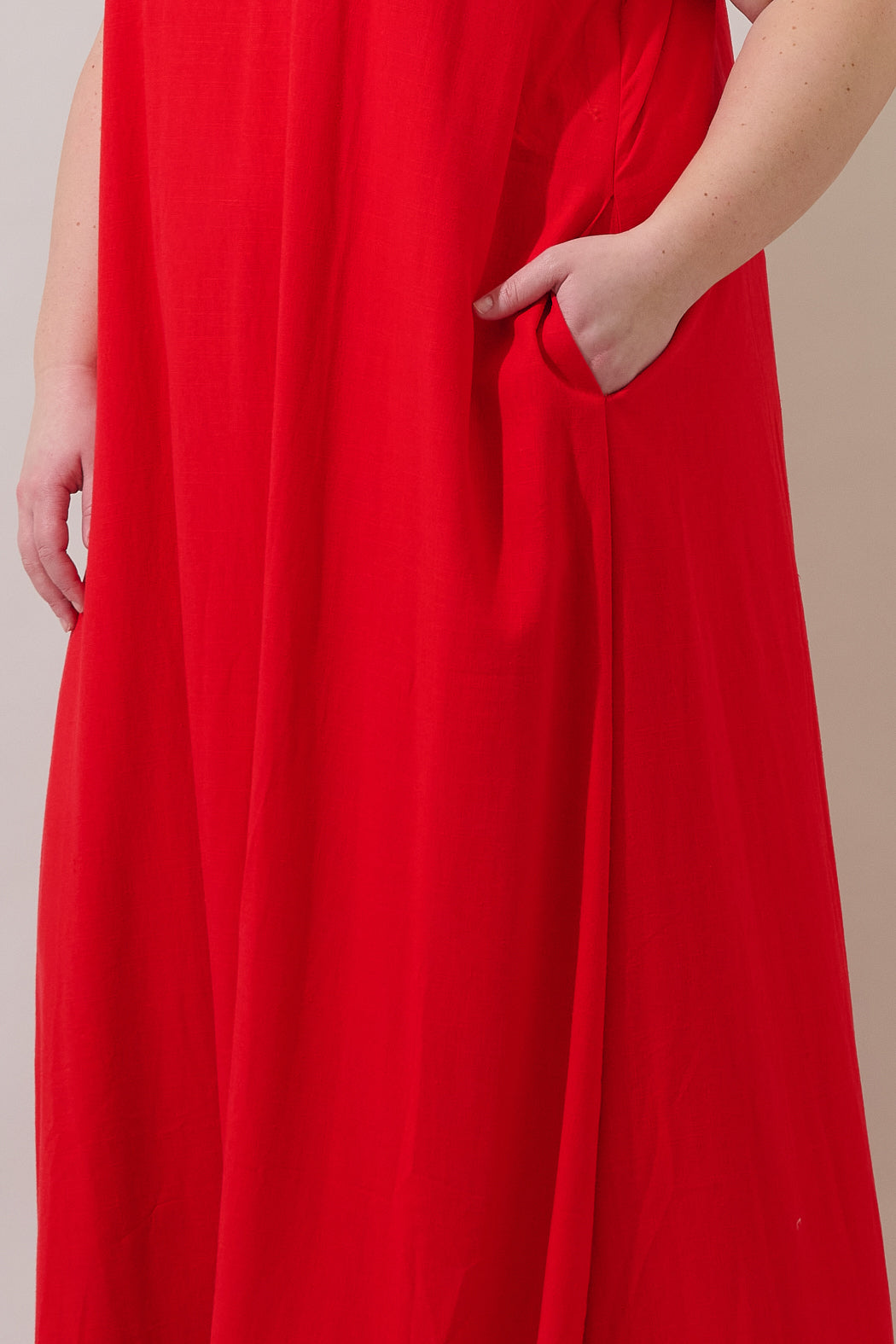 Rubi Halter Neck Maxi Dress Curve