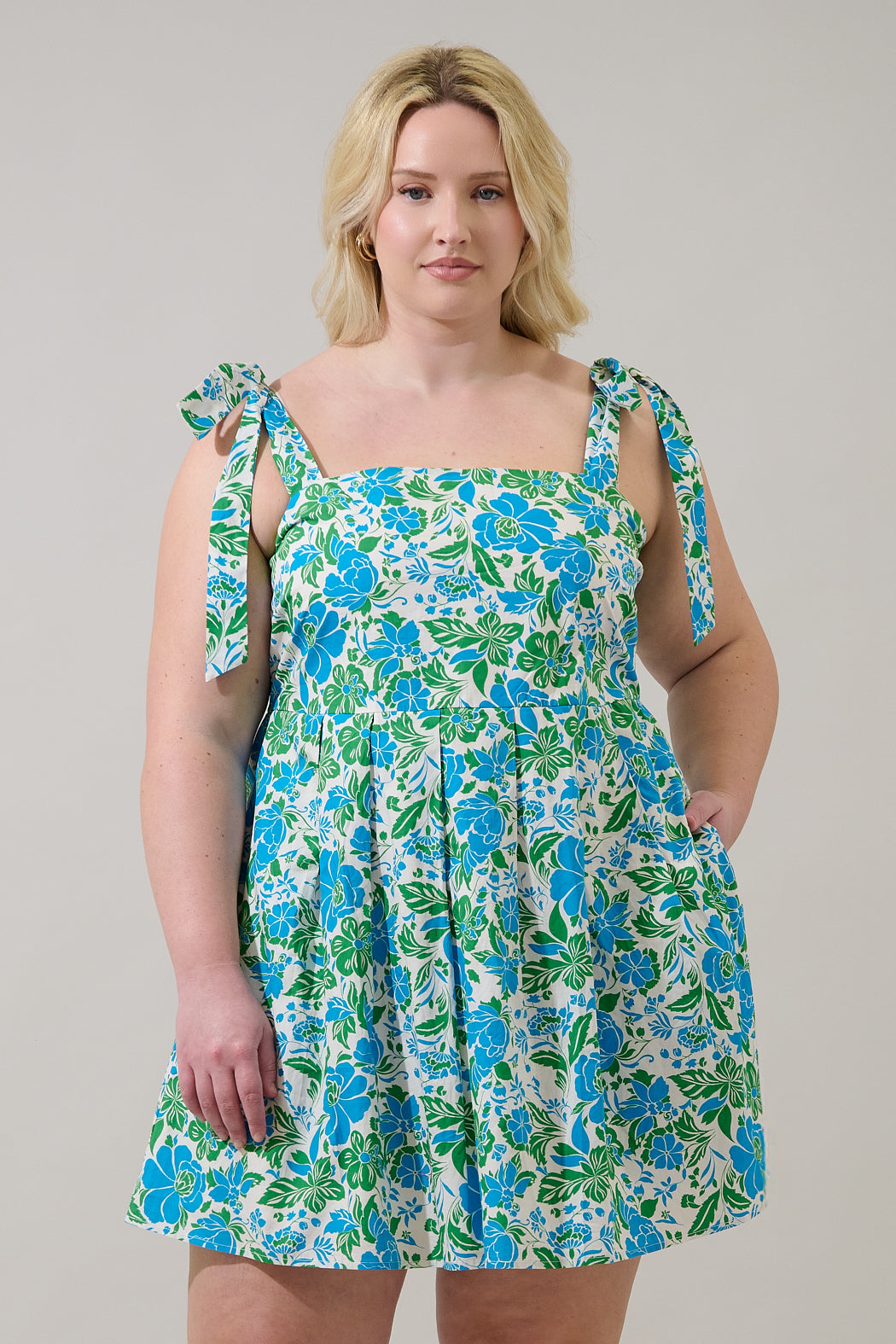 Bivore Floral Gracia Pleated Mini Dress Curve