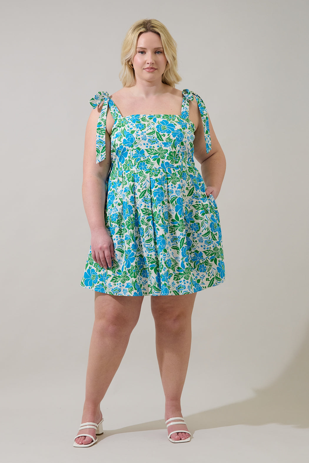 Bivore Floral Gracia Pleated Mini Dress Curve