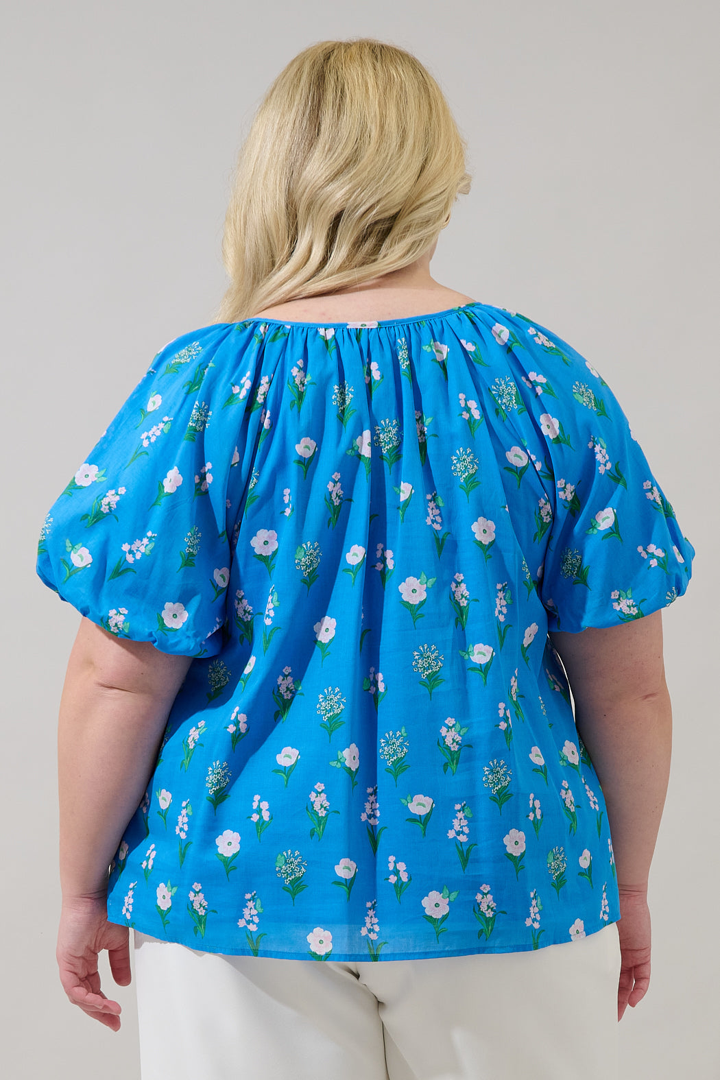Jazleen Floral Overseas Balloon Sleeve Top Curve