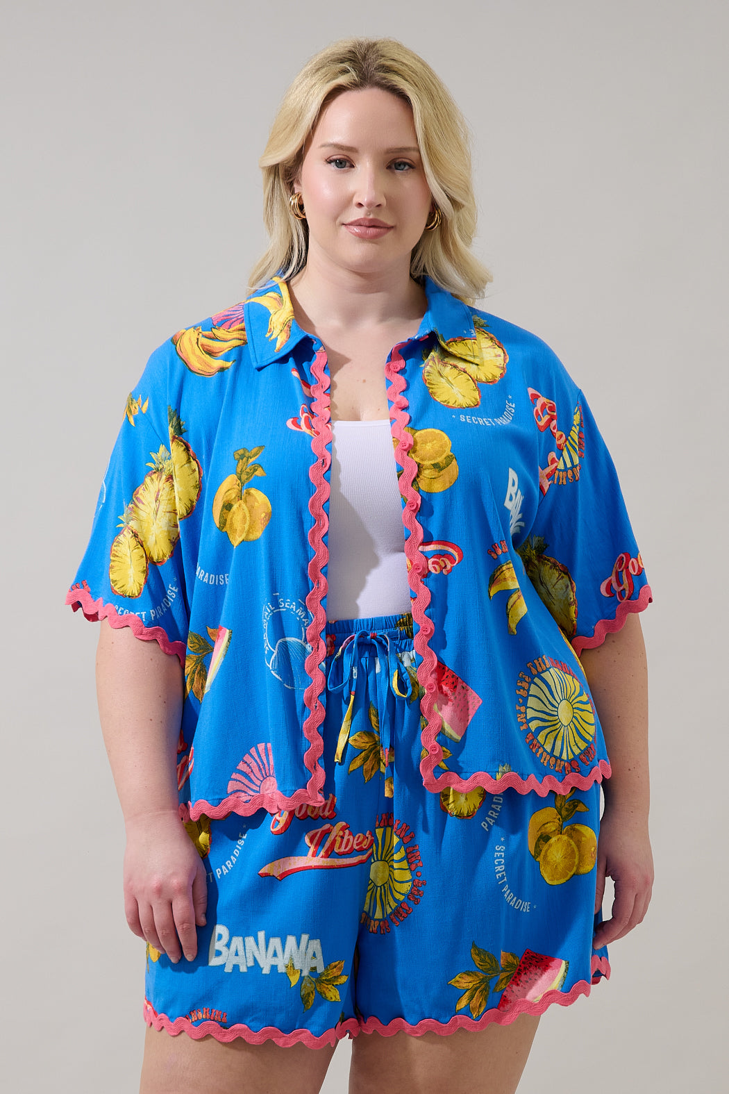 Alanie Tropical Marnie Button Up Shirt Curve