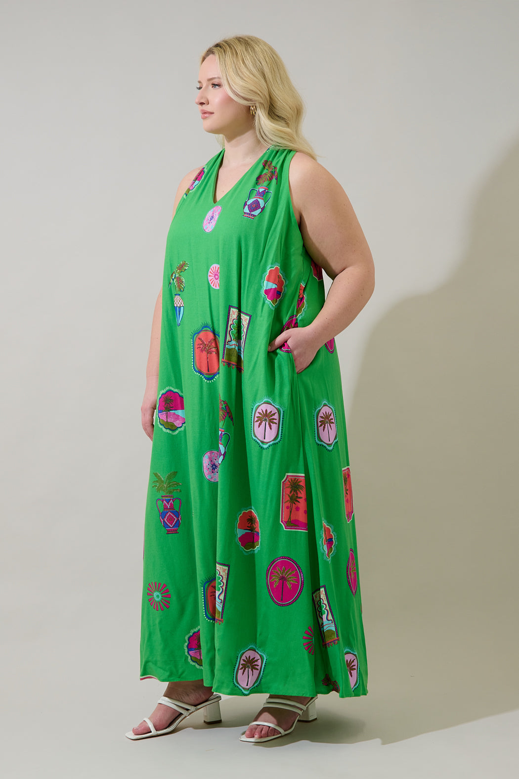 Trinie Postcard Rubi Halter Neck Maxi Dress Curve