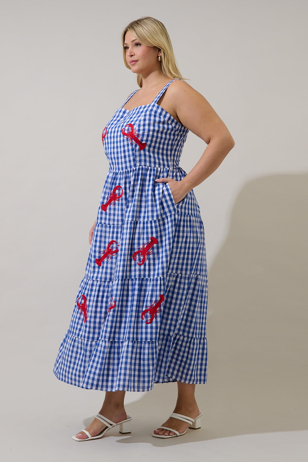 Lobster Embroidered Tiered Midi Dress Curve