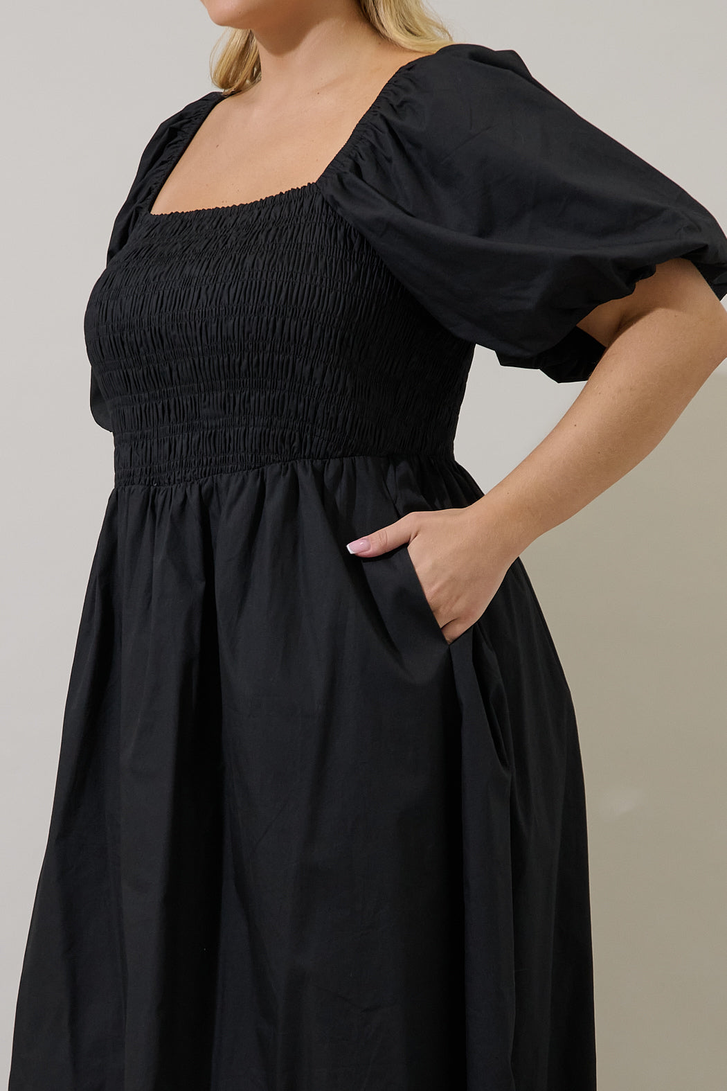 Sonia Bubble Sleeve Smocked Midi Dress Curve