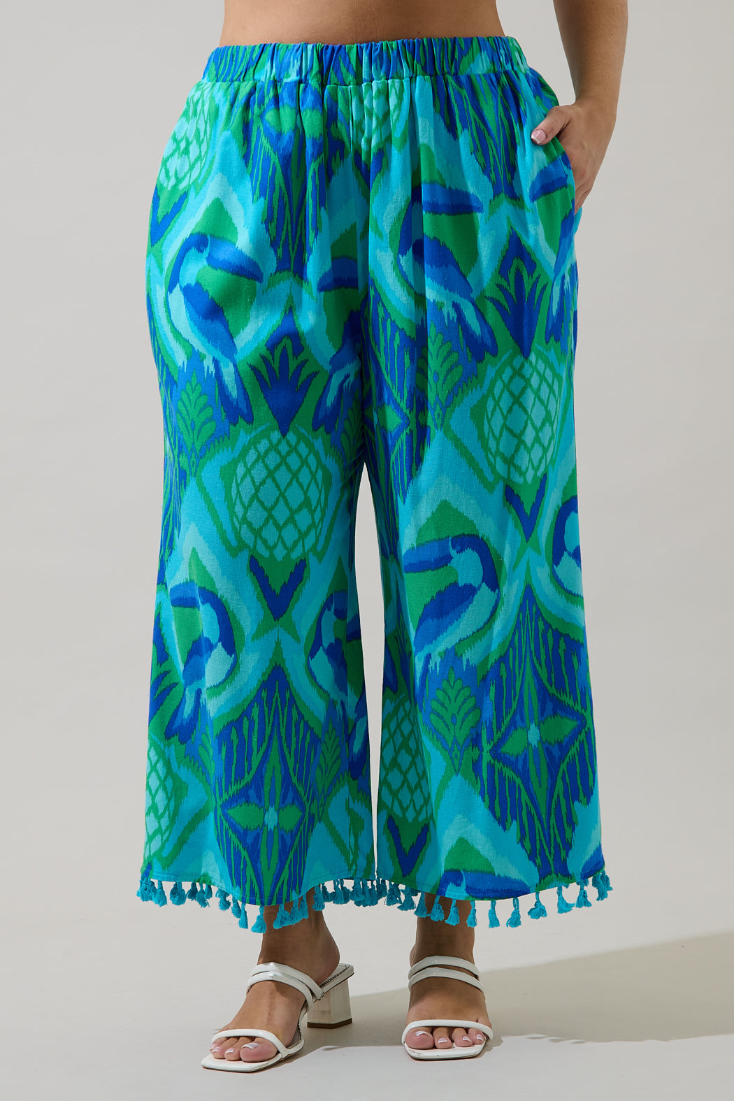 Blissy Tropical Hanie Flare Pants Curve