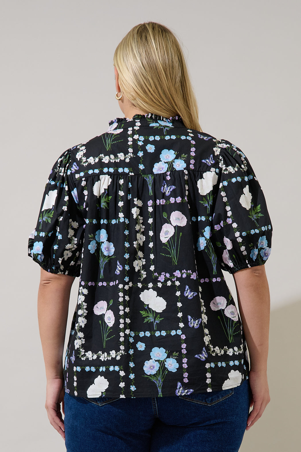 Daly Split Neck Top Trevis Floral Curve