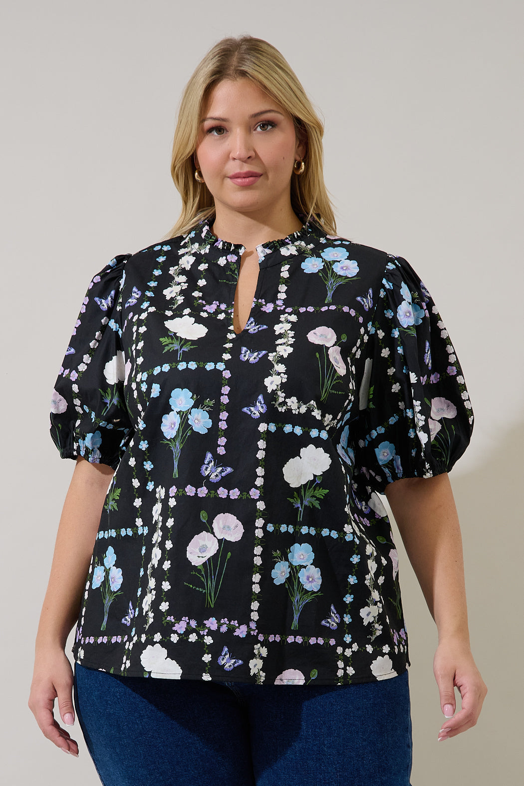 Daly Split Neck Top Trevis Floral Curve