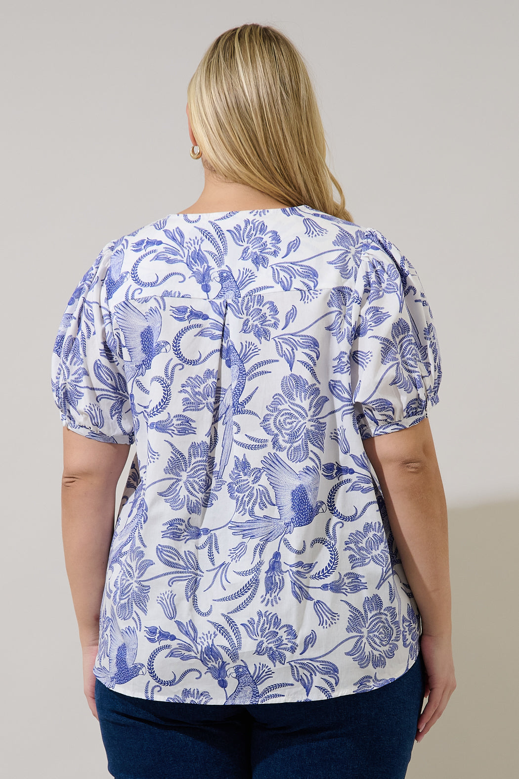 Hiller Button Down Top Virda Floral Curve