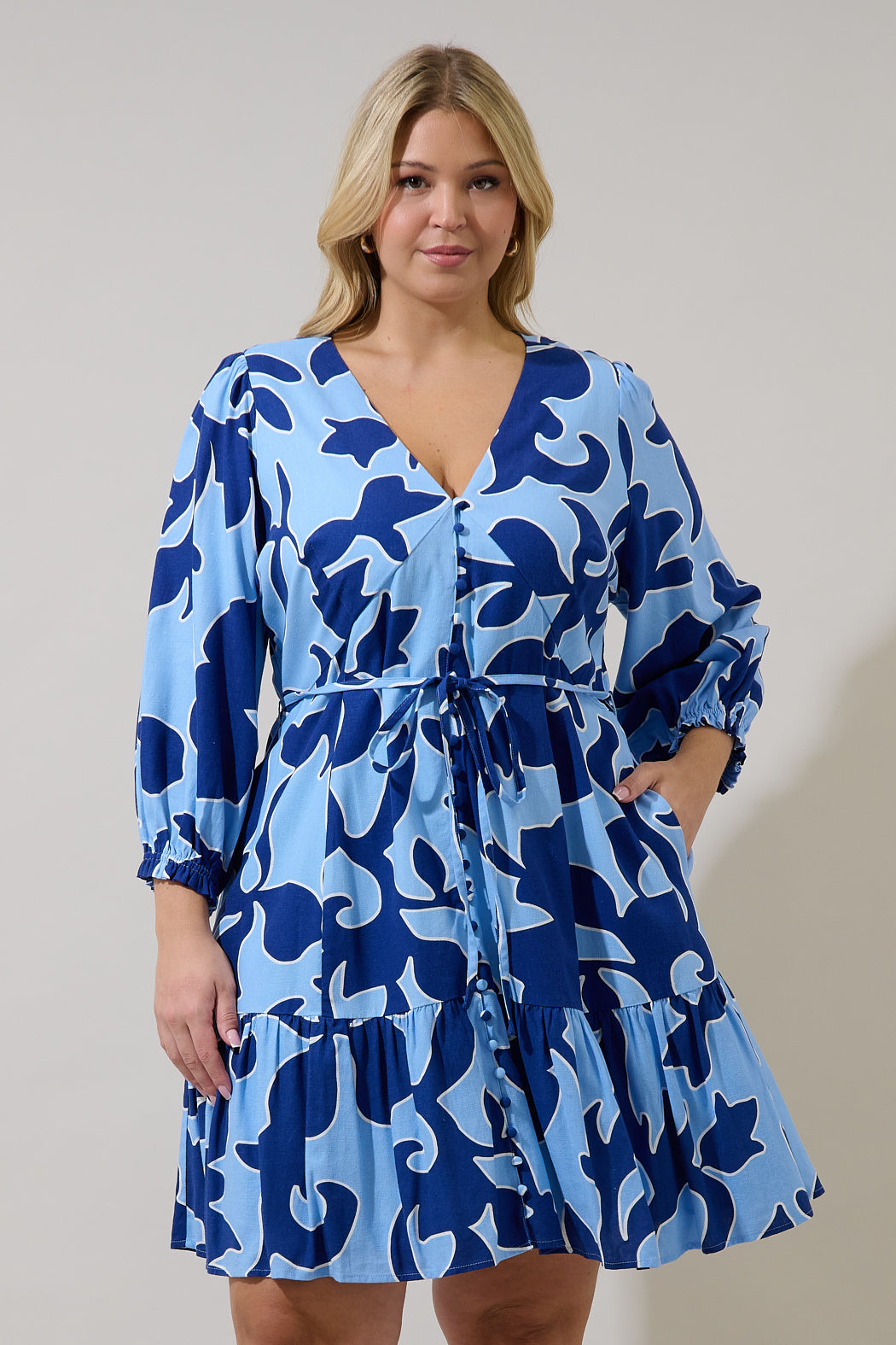 Briela Abstract Roana Mini Dress Curve