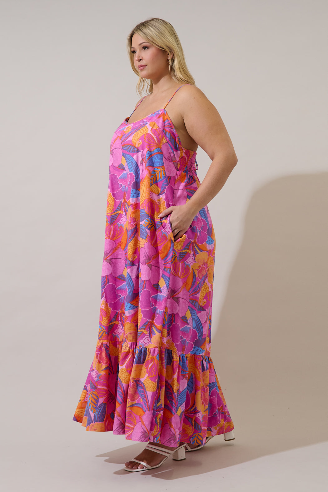Valle Tie Back Maxi Dress Chelsy Floral Curve