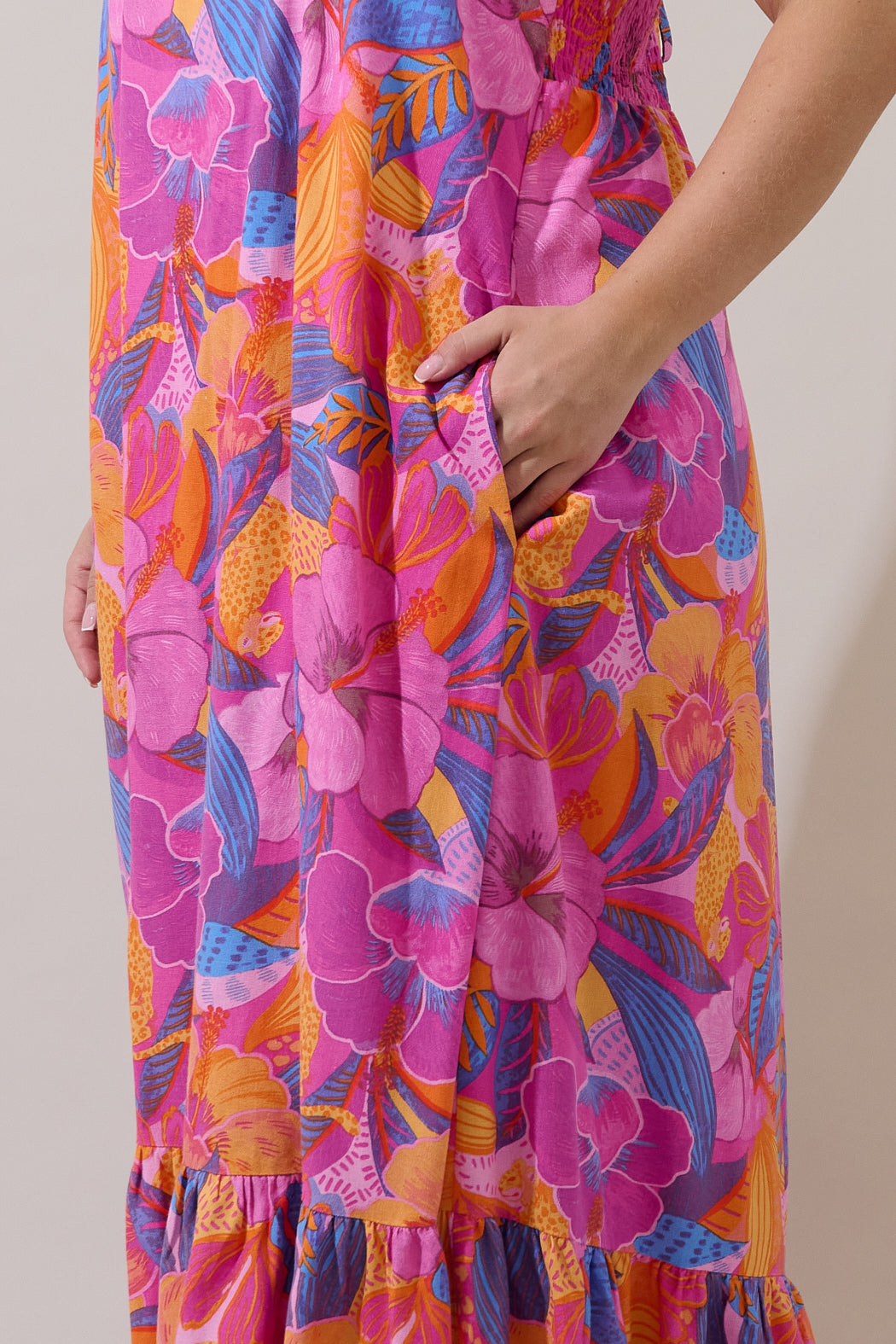 Valle Tie Back Maxi Dress Chelsy Floral Curve