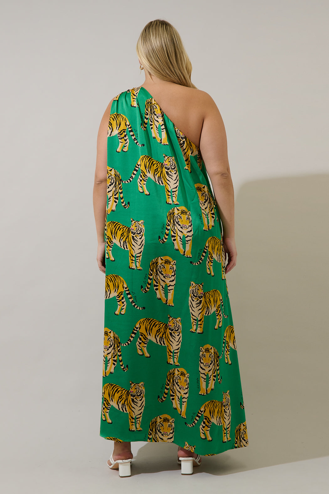 Glena Pleated Maxi Dress Tiger Curve