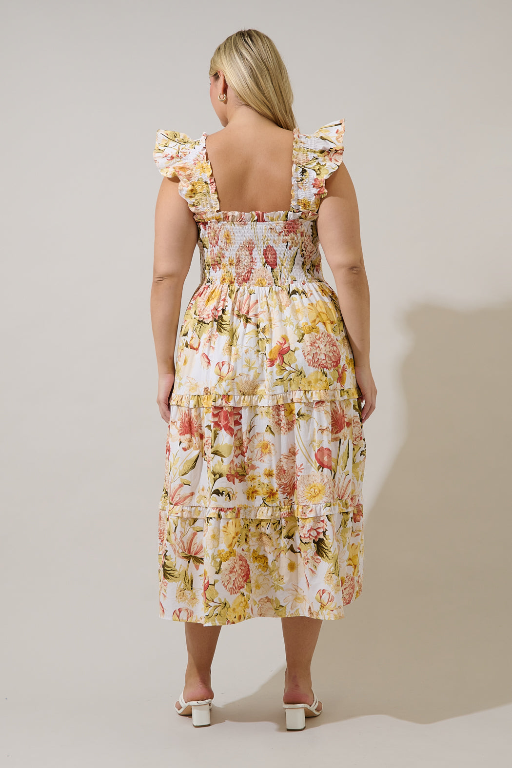 Emy Smocked Midi Dress Zury Floral Curve