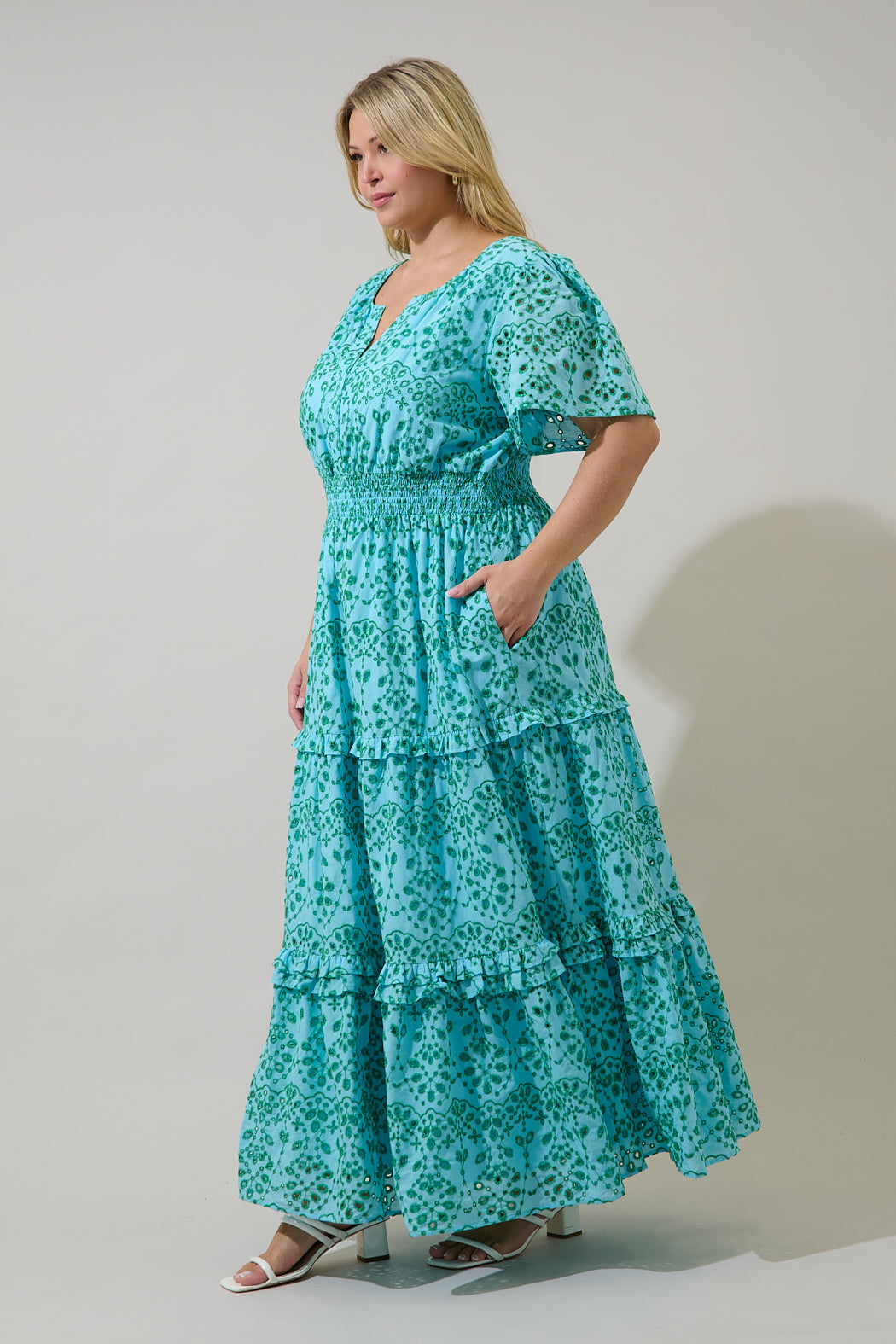 Viridiana Eyelet Palmer Tiered Maxi Dress Curve