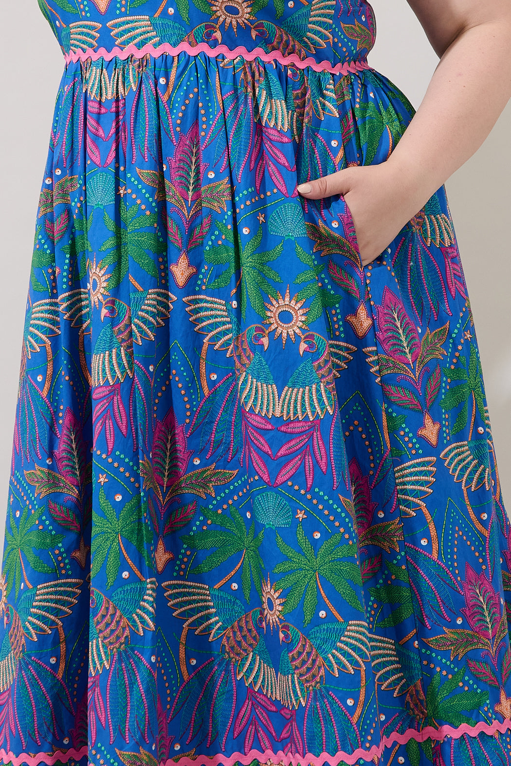 Rulley Pleated Midi Dress Yori Tropical Curve