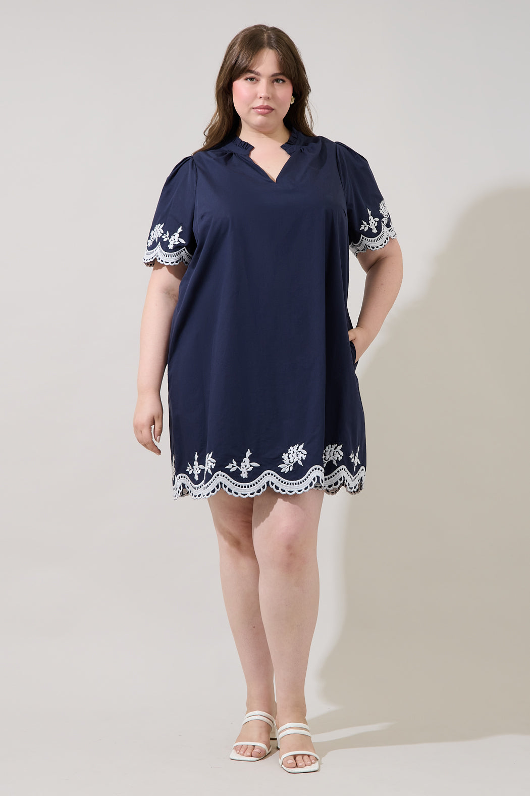 Melania Embroidered Shift Mini Dress Curve