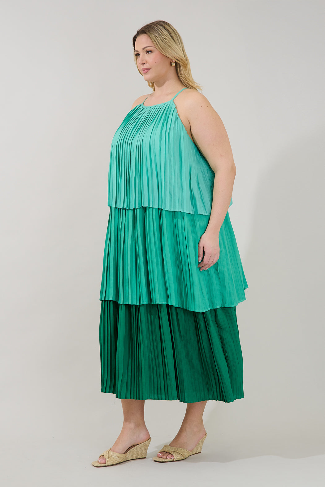 Sealy Pleated Tiered Midi Dress Curve
