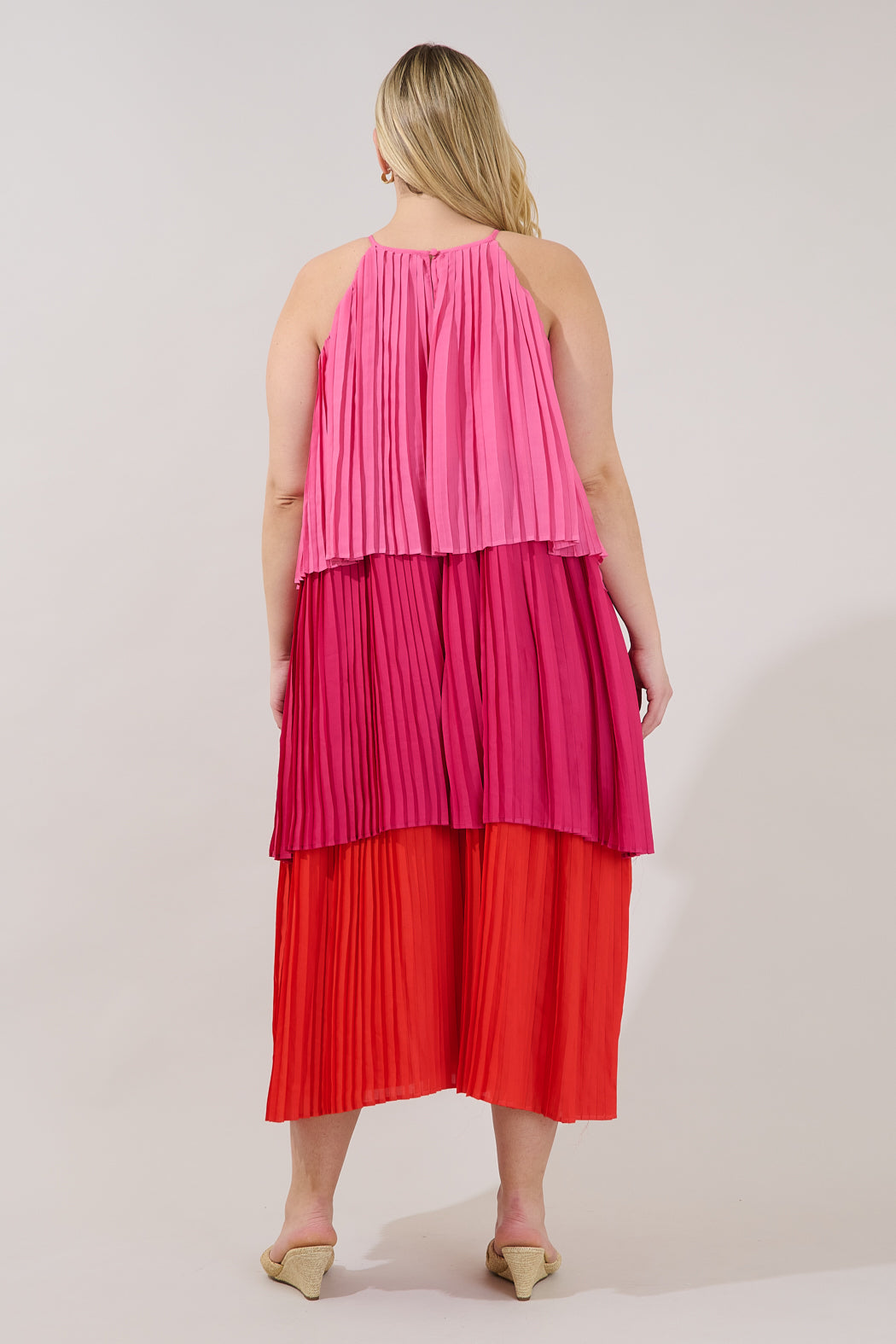 Sealy Pleated Tiered Midi Dress Curve