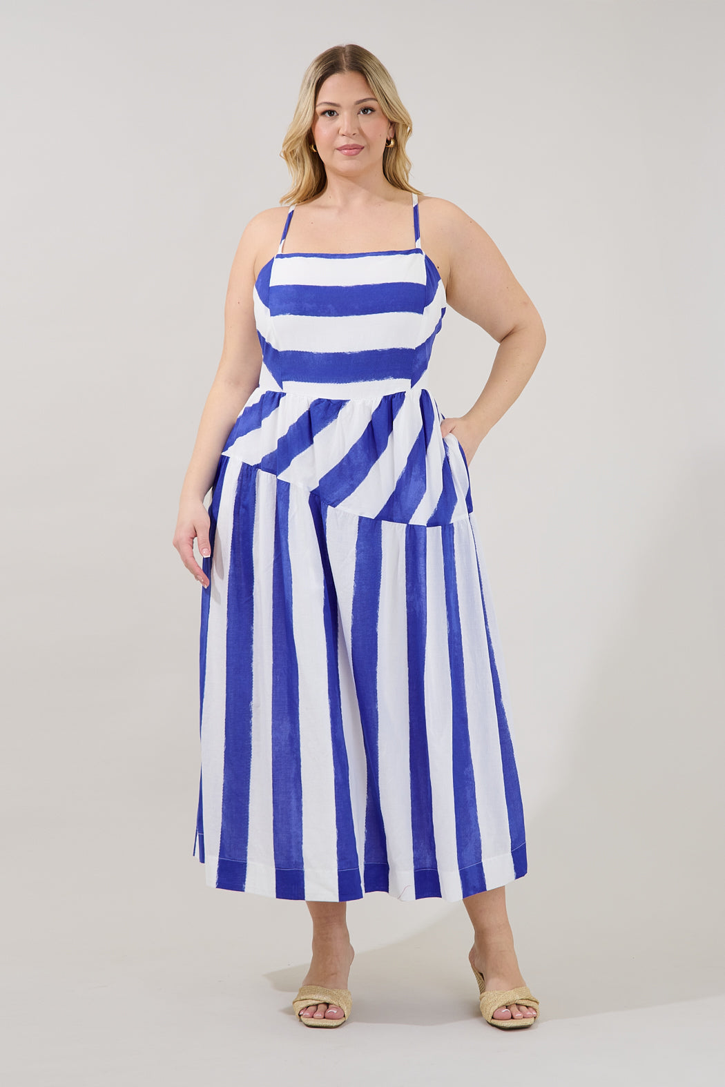 Daira Asymmetrcal Midi Dress Stripe Curve
