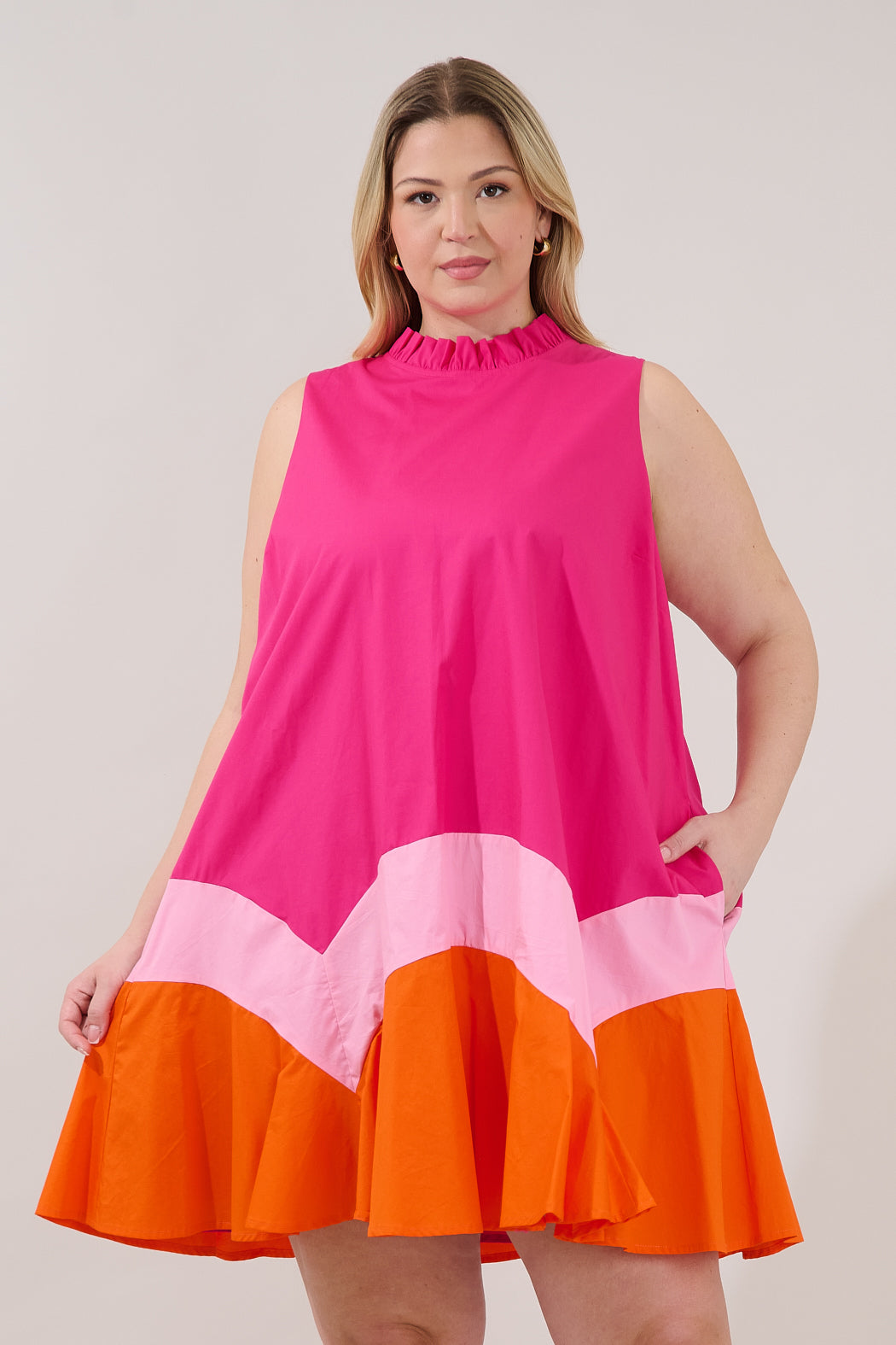 Balsy Color Block Shift Mini Dress Curve