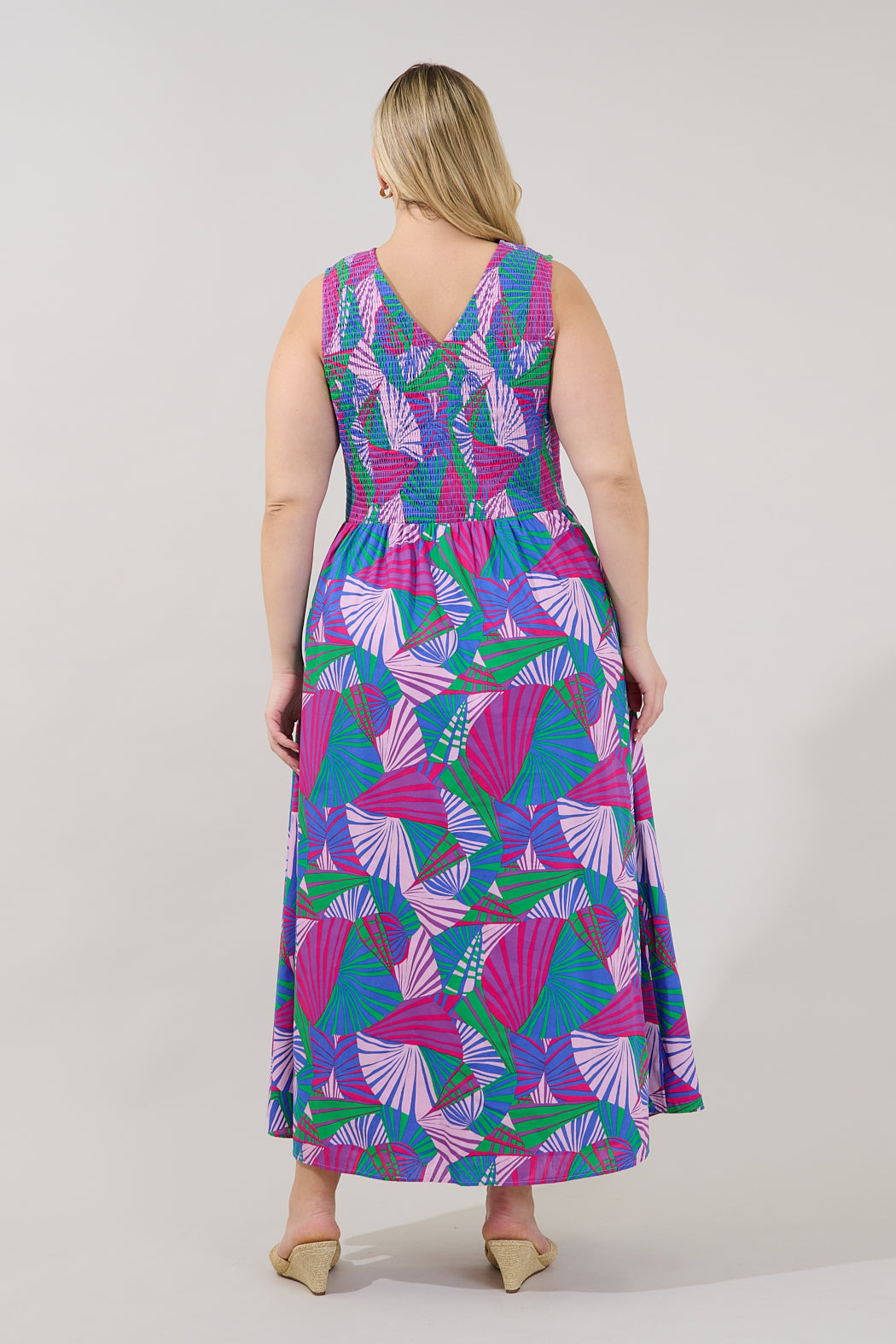 Merisa Sleeveless Smocked Midi Dress Tropical Curve